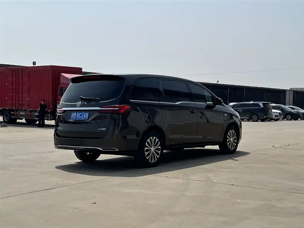 Buick GL8 2022 Land Business Class 652T Comfort купить на сайте DeffCars