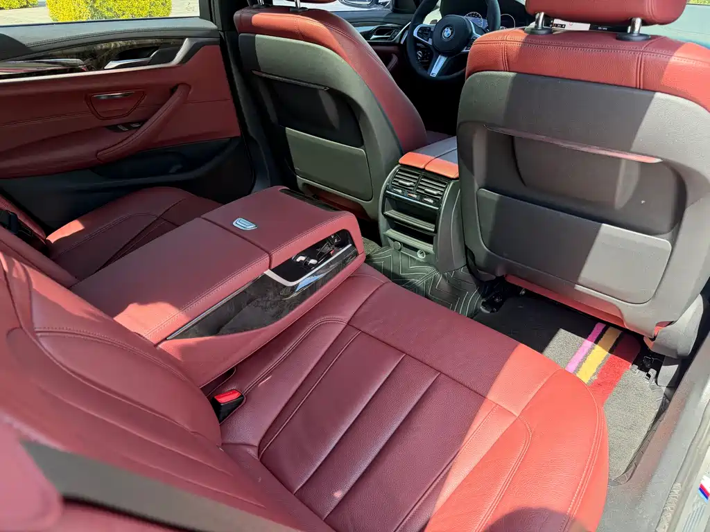 BMW 5 Series 2019 530Li Leading M Sports Package купить на сайте DeffCars