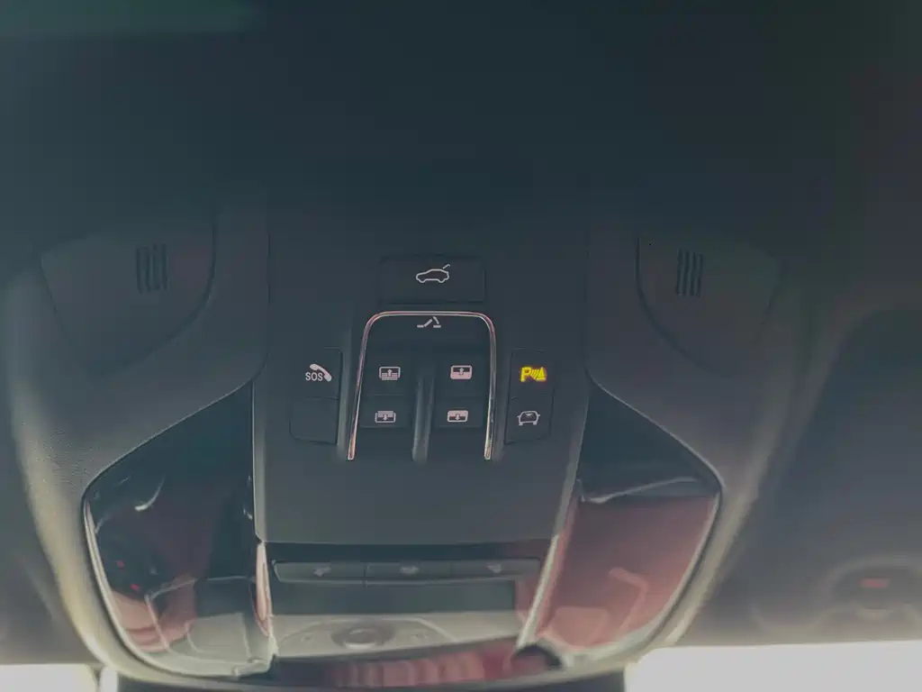 Levante 2021 3.0T Standard Edition купить на сайте DeffCars