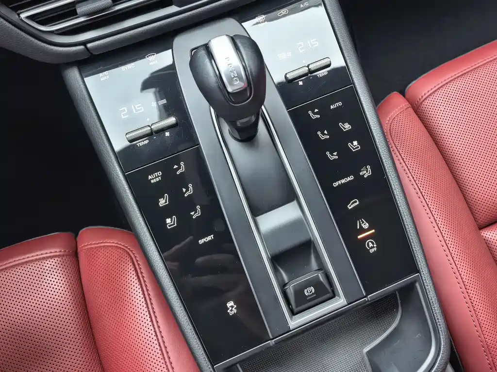 Macan 2022 Macan 2.0T купить на сайте DeffCars