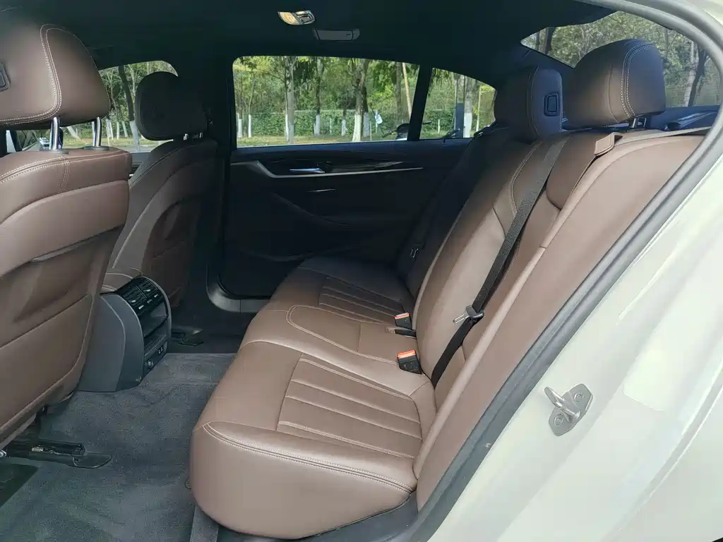 BMW 5 Series 2020 525Li M Sports Package купить на сайте DeffCars