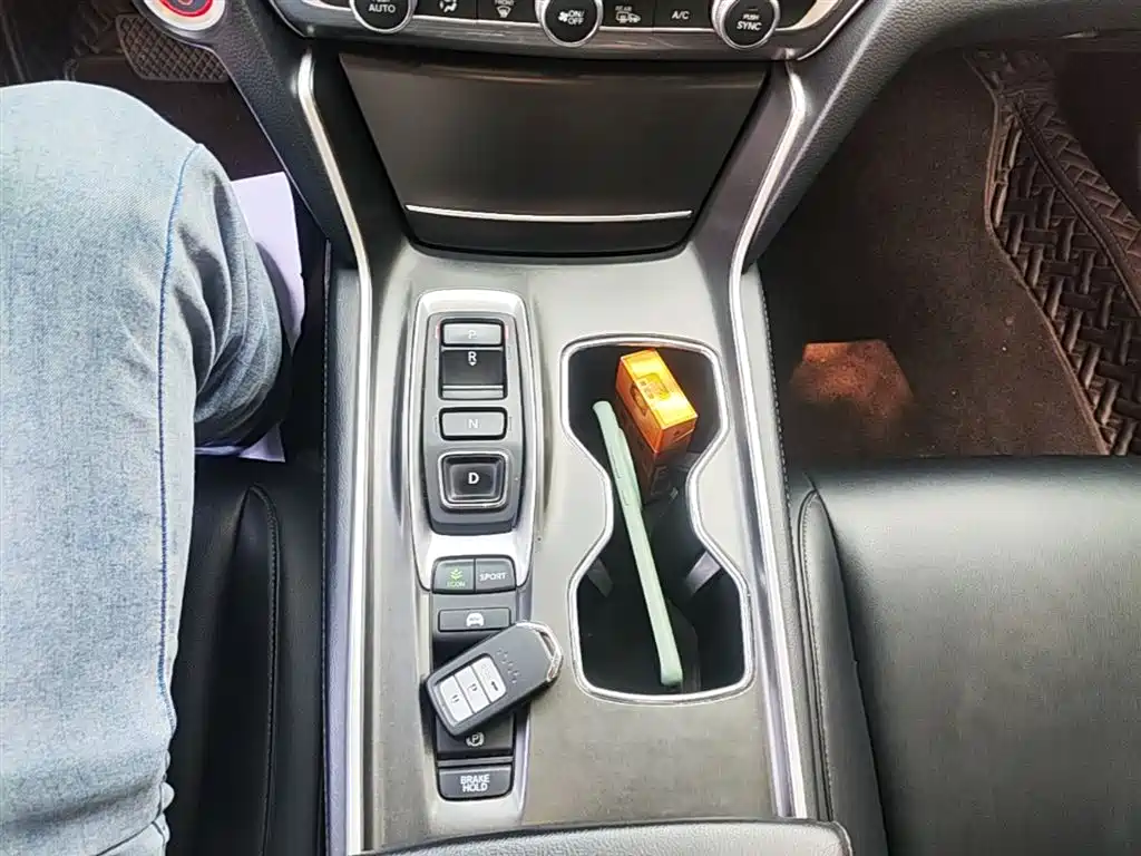 Accord 2018 Sharp Hybrid 2.0L Sharp Collar Edition National VI купить на сайте DeffCars
