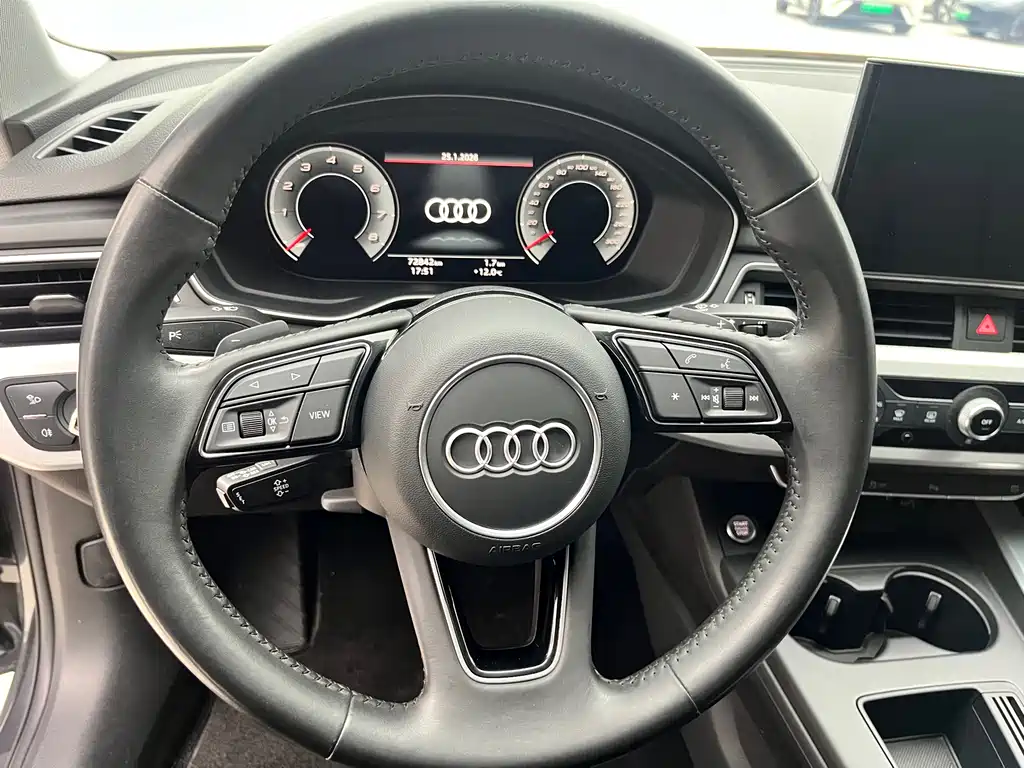 Audi A4L 2020 40 TFSI Fashionable and Dynamic купить на сайте DeffCars