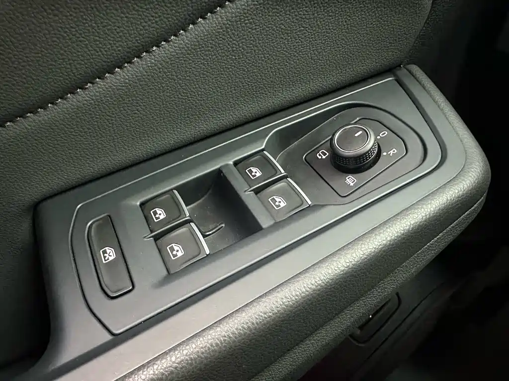 Lanjing 2022 380TSI four-wheel drive luxury Jiajing Edition Pro 6 seats купить на сайте DeffCars