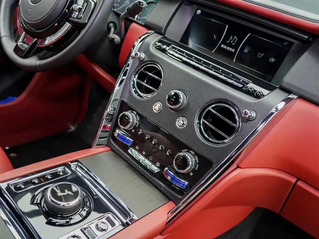 Cullinan 2018 four-seat version купить на сайте DeffCars