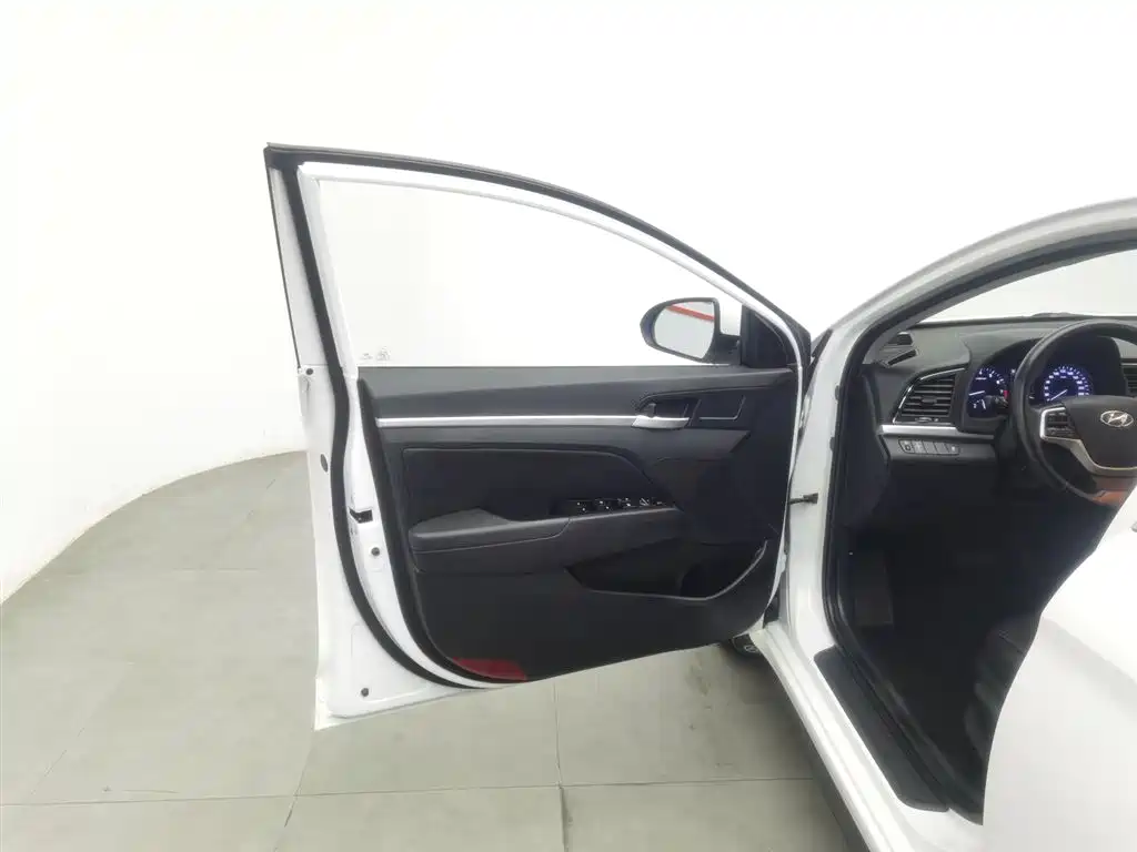Lingdong 2016 1.6L automatic smart · elite type купить на сайте DeffCars
