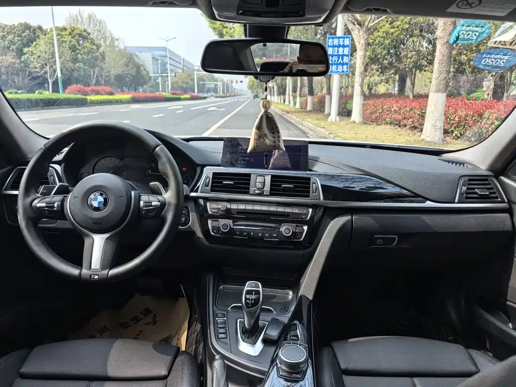 BMW 3 Series 2018 320Li Leading M Sports Package купить на сайте DeffCars
