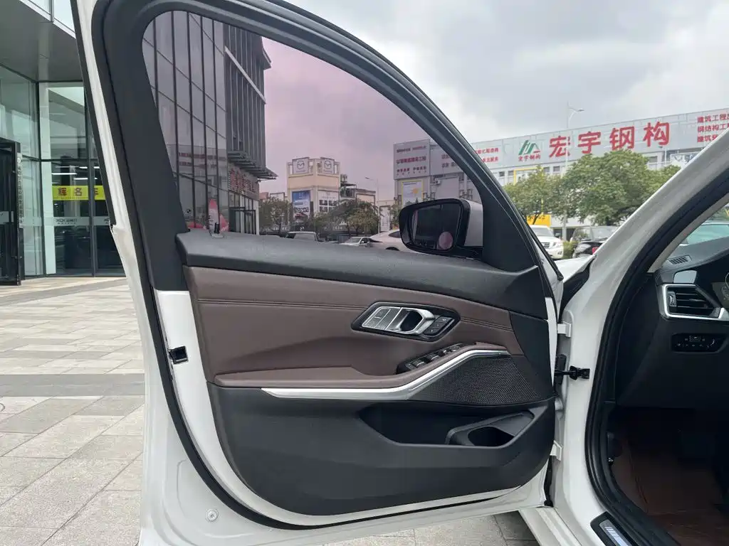 BMW 3 Series 2020 facelift 325Li M Sports Package купить на сайте DeffCars