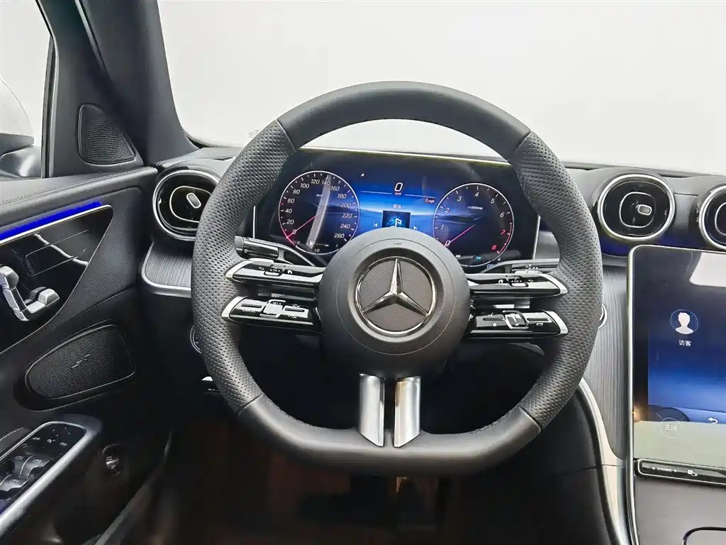 奔驰C级 2025款 改款 C 200 L 运动版 купить на сайте DeffCars