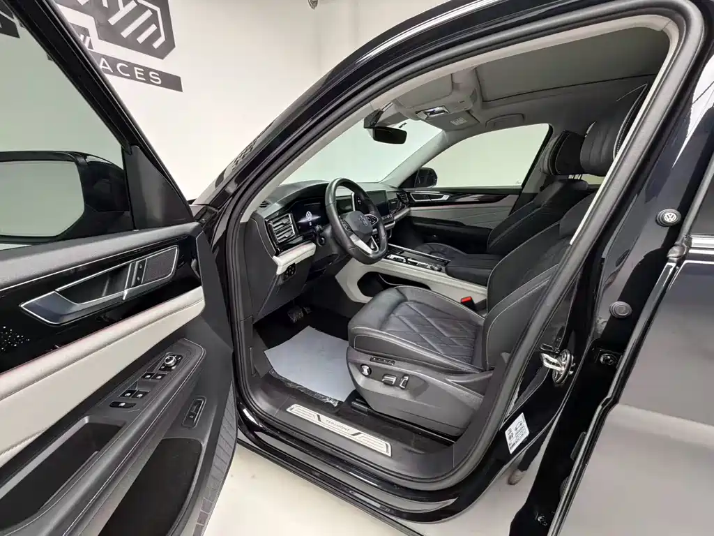 Touron 2024 380TSI four-wheel drive luxury version купить на сайте DeffCars