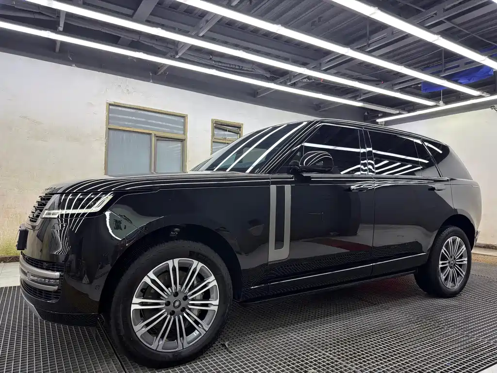 Range Rover 2024 3.0 L6 400PS Extended Edition купить на сайте DeffCars