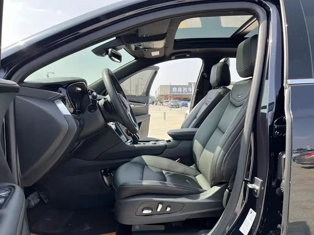 Cadillac XT5 2020 facelift 28T luxury model купить на сайте DeffCars