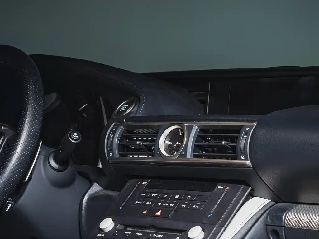 Lexus RC F 2015 F 5.0L Peak Edition купить на сайте DeffCars