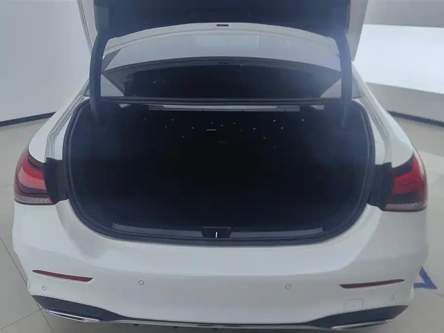 Mercedes-Benz A-Class 2022 A 200 L Sports Sedan Fashionable купить на сайте DeffCars