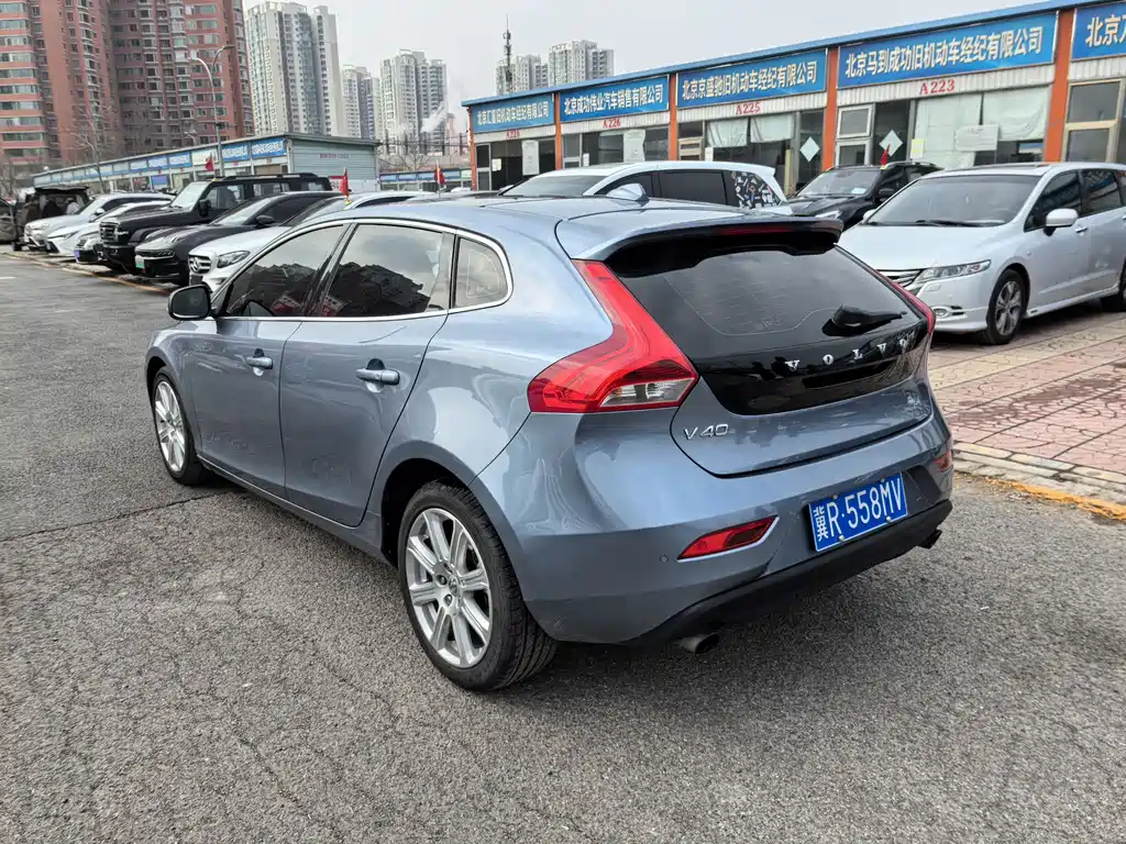 Volvo V40 2018 T3 Zhiya Edition купить на сайте DeffCars