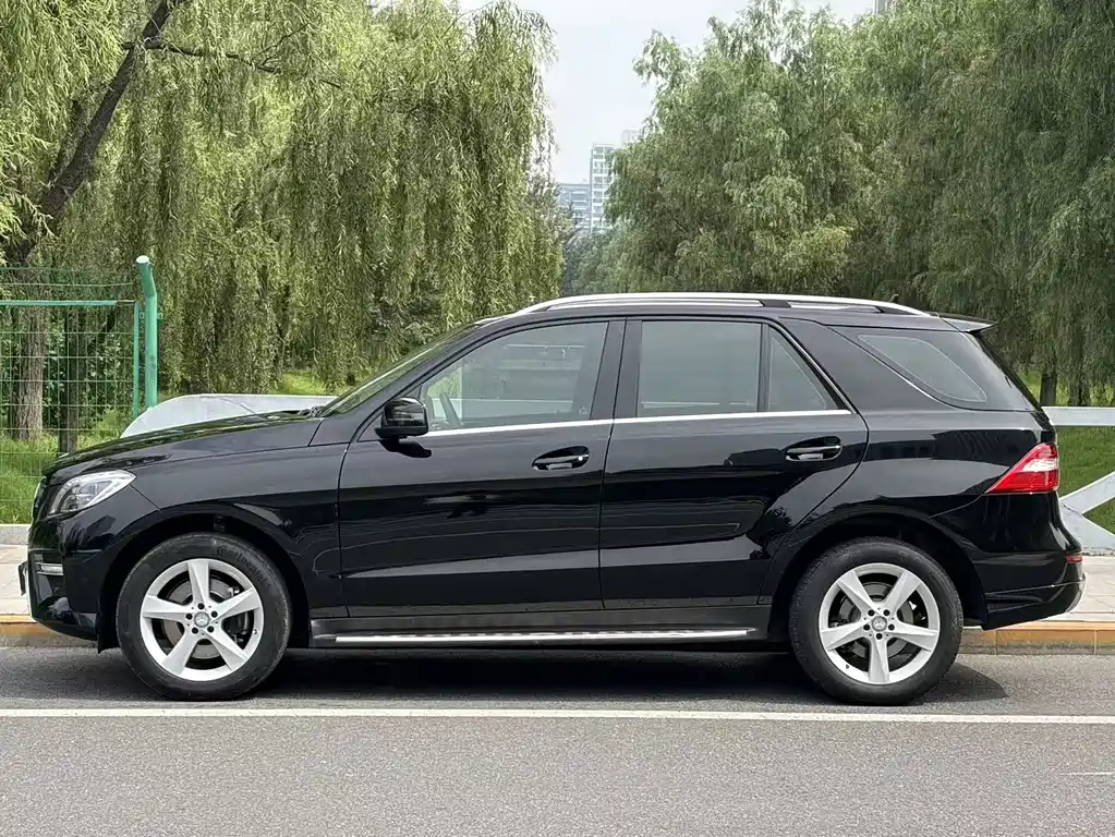 Mercedes-Benz M-Class 2015 ML 320 4MATIC купить на сайте DeffCars