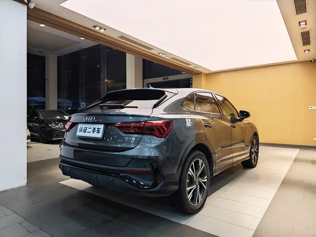 Audi Q3 Sportback 2020 40 TFSI Fashion купить на сайте DeffCars