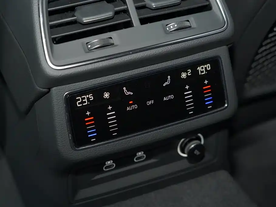 Audi A6L 2024 45 TFSI Premium Dynamic Model купить на сайте DeffCars