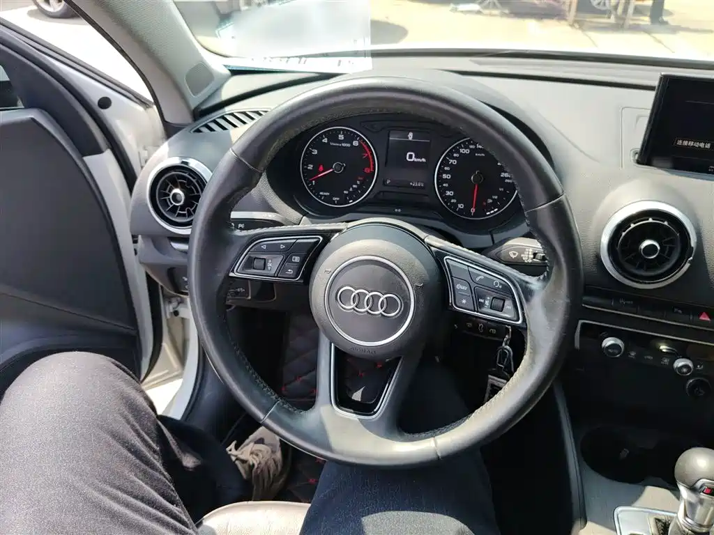 Audi A3 2019 Limousine 35 TFSI Fashion Type National V купить на сайте DeffCars