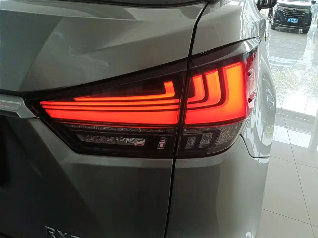 Lexus RX 2020 facelift 300 two-wheel drive elite version купить на сайте DeffCars