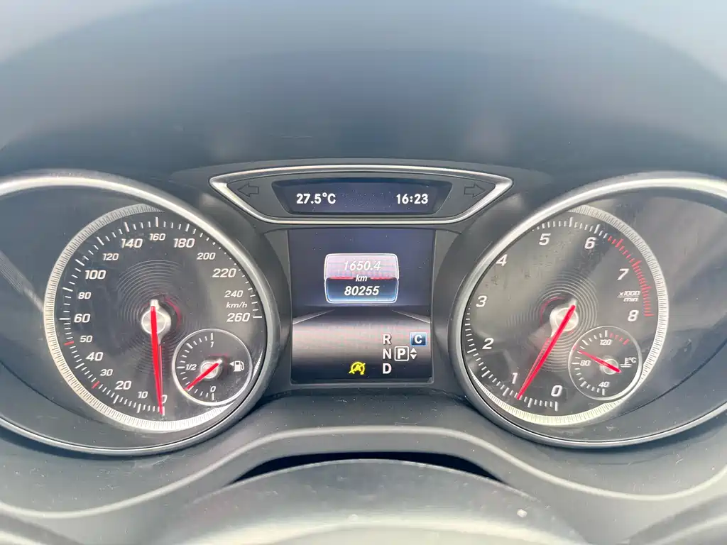 Mercedes-Benz GLA 2017 GLA 200 Dynamic купить на сайте DeffCars