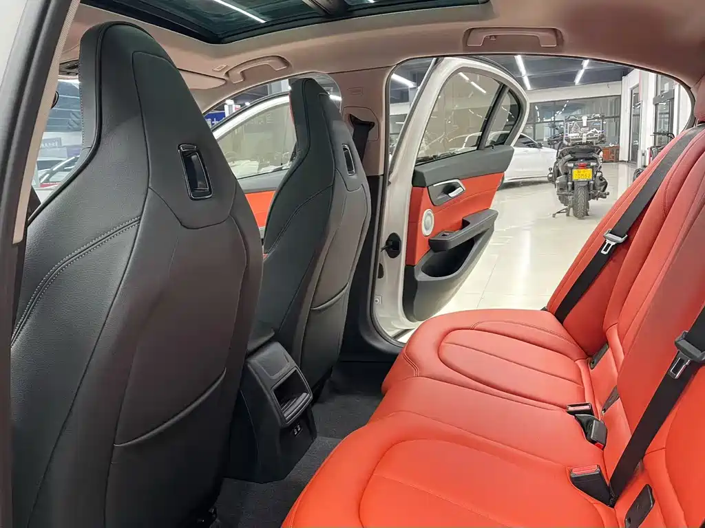 BMW 1 Series 2021 125i M Sports Night Edition купить на сайте DeffCars