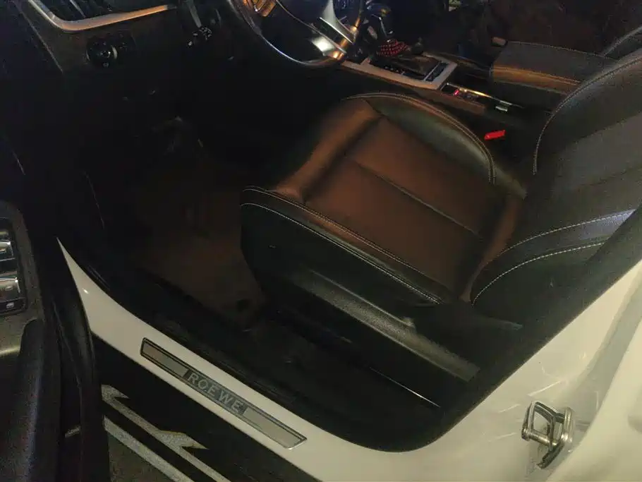 荣威RX5 2019款 20T 两驱自动Ali智联网铂金版 купить на сайте DeffCars