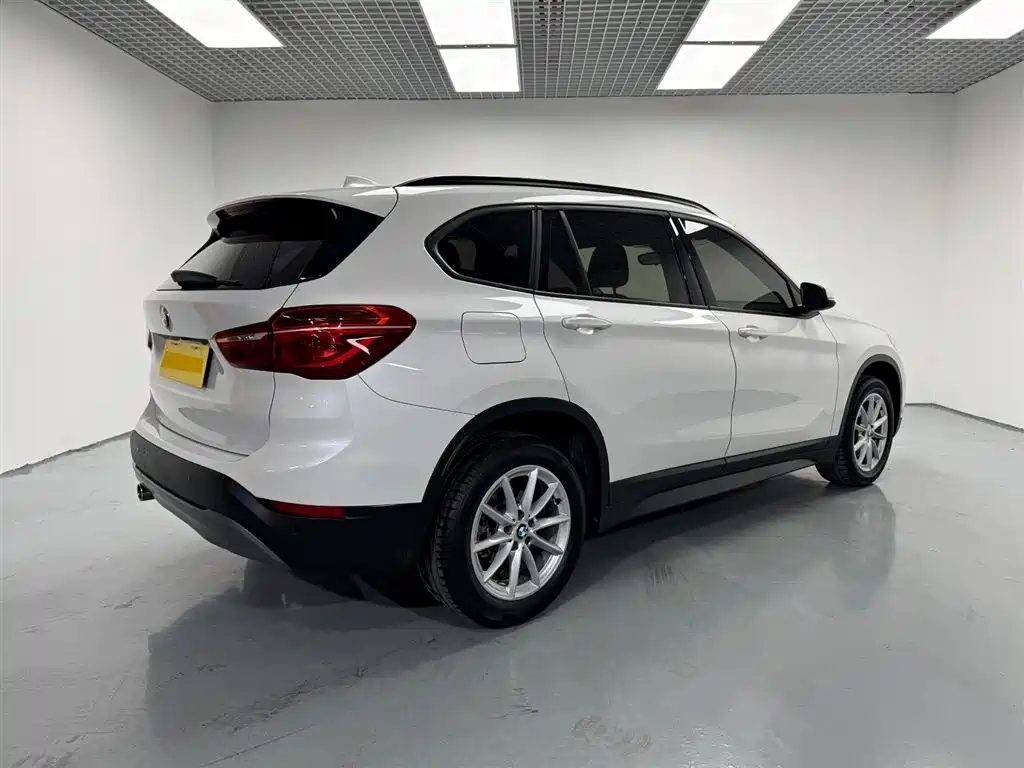 BMW X1 2019 sDrive18Li Fashion Model купить на сайте DeffCars