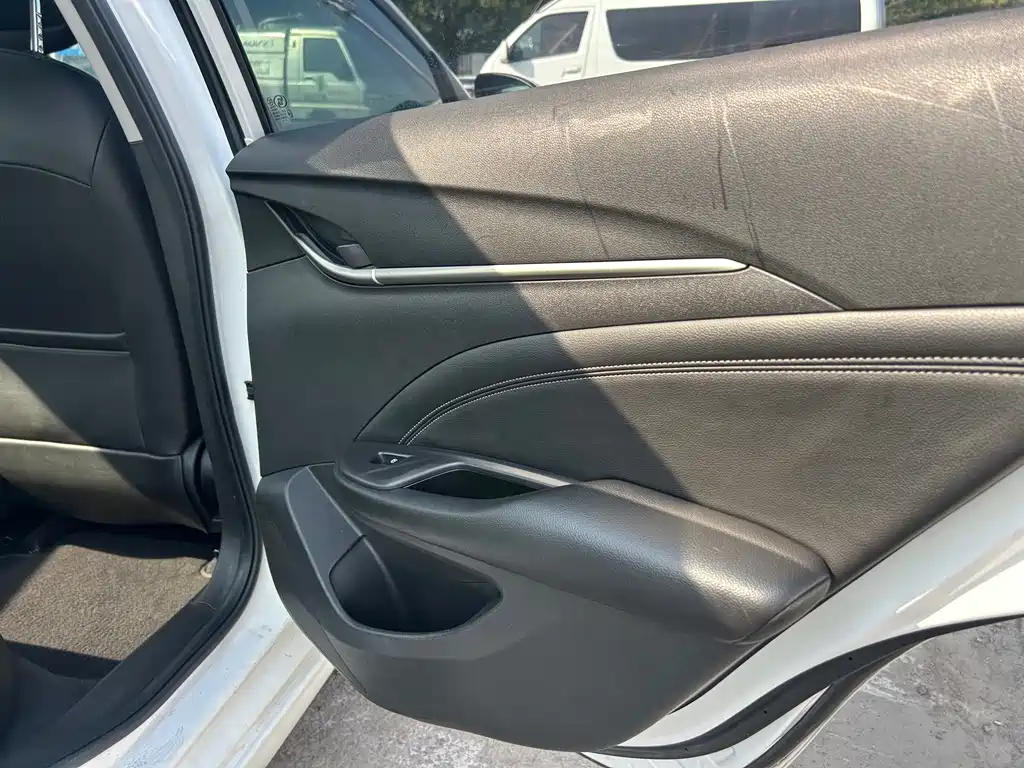 Yinglang 2015 15N automatic luxury model купить на сайте DeffCars