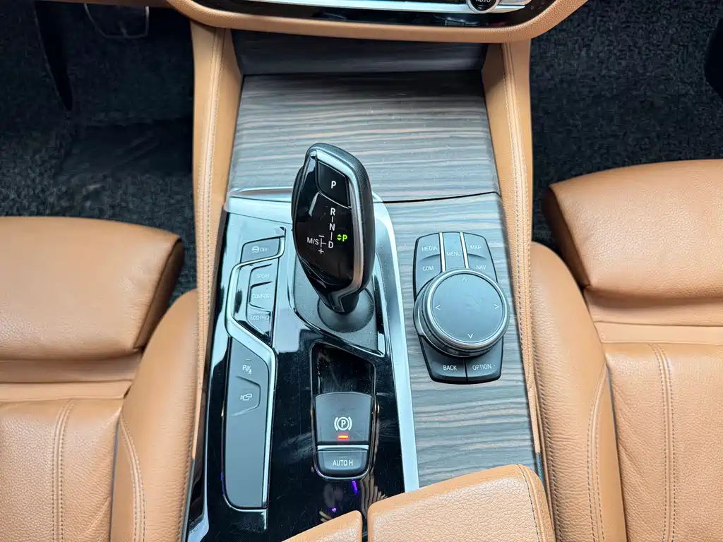 BMW 5 Series (imported) 2019 facelift 530i M Sports Package купить на сайте DeffCars