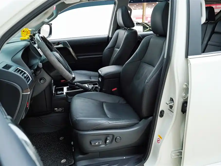 Prado 2018 3.5L automatic VX NAVI rear mounted spare tire купить на сайте DeffCars