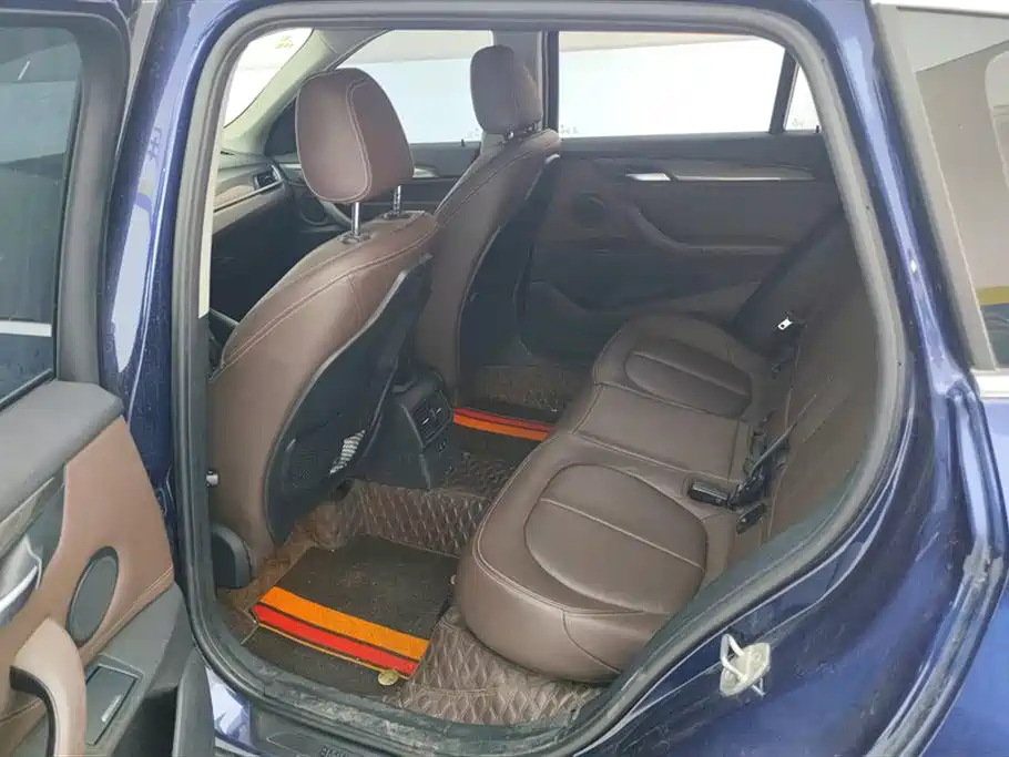 BMW X1 2019 sDrive18Li Exclusive Model купить на сайте DeffCars