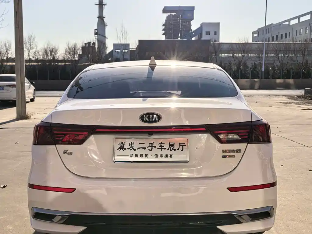 Kia K3 2019 1.5L CVT Comfort Edition купить на сайте DeffCars