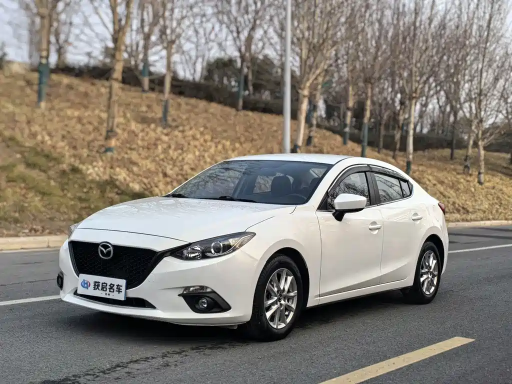 Mazda3 Angkesela 2016 sedan 1.5L automatic comfort type купить на сайте DeffCars
