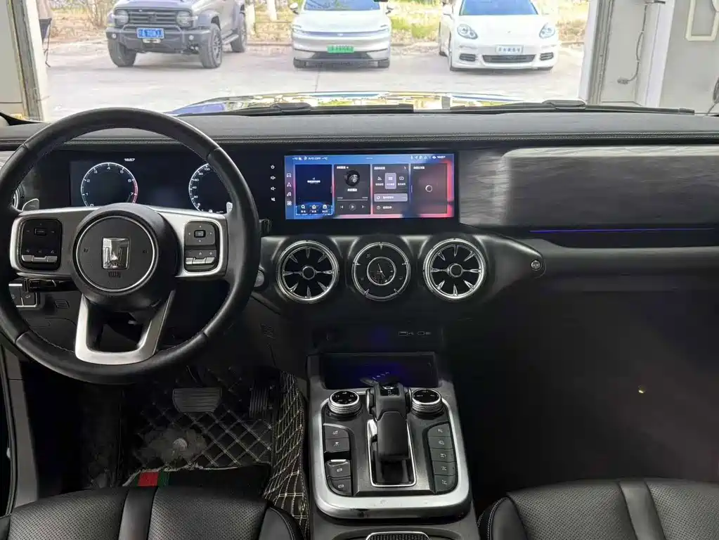 TANK 300 2021 off-road version 2.0T Challenger купить на сайте DeffCars