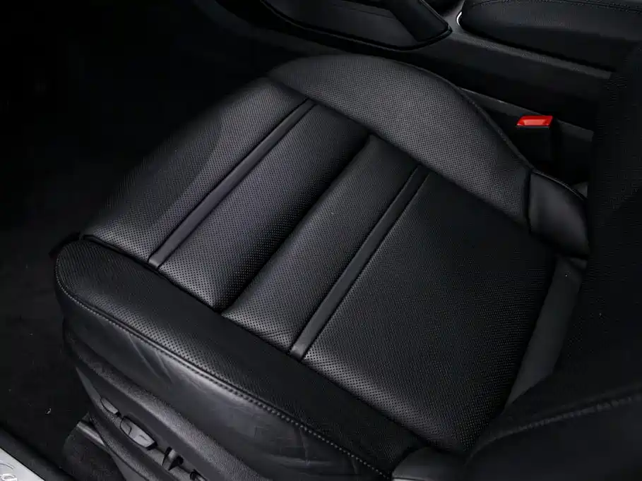 Cayenne New Energy 2023 Cayenne E-Hybrid 2.0T купить на сайте DeffCars