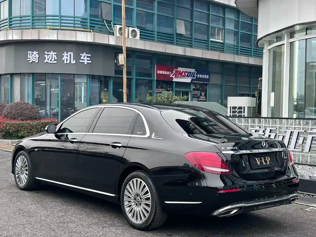 Mercedes-Benz E-Class 2020 Facelift E 300 L Special Edition купить на сайте DeffCars