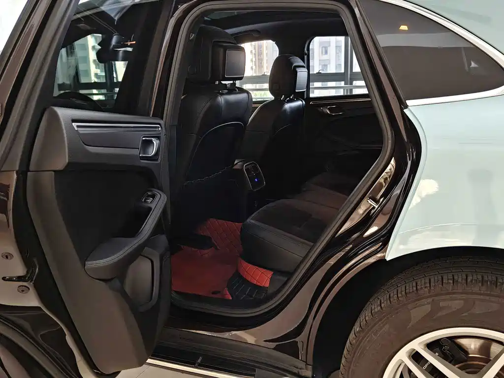 Macan 2018 Macan 2.0T купить на сайте DeffCars