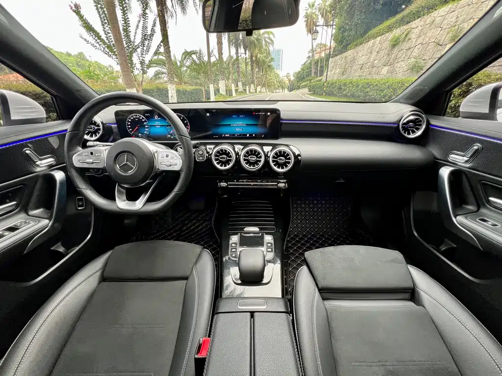 Mercedes-Benz A-Class 2021 A 200 L Sports Sedan Fashionable купить на сайте DeffCars