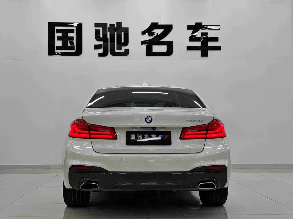 BMW 5 Series 2018 facelift 530Li leading M sports package купить на сайте DeffCars