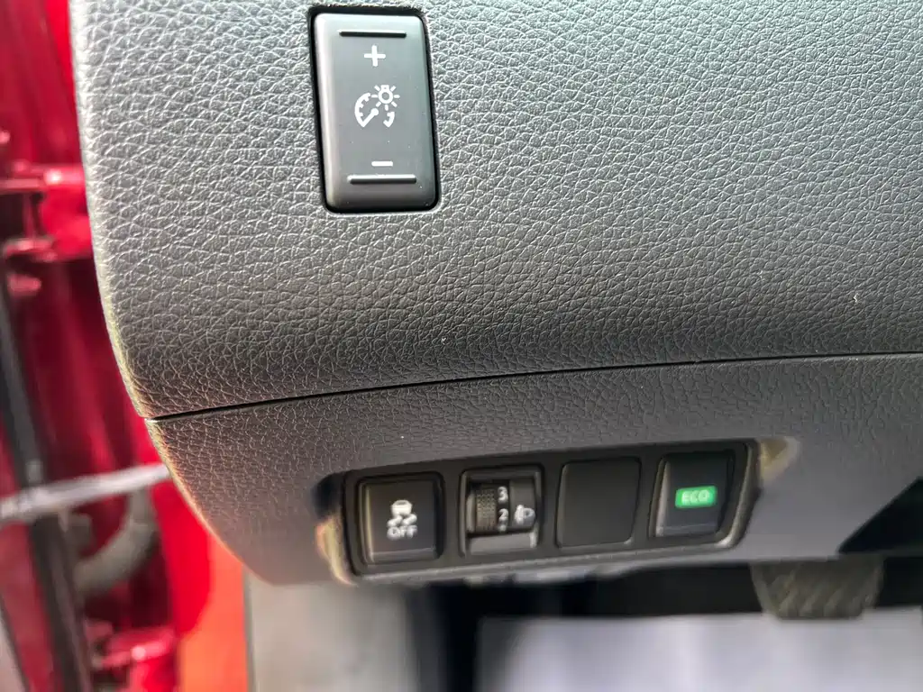 Tiida 2020 1.6L CVT Smart Travel Edition купить на сайте DeffCars