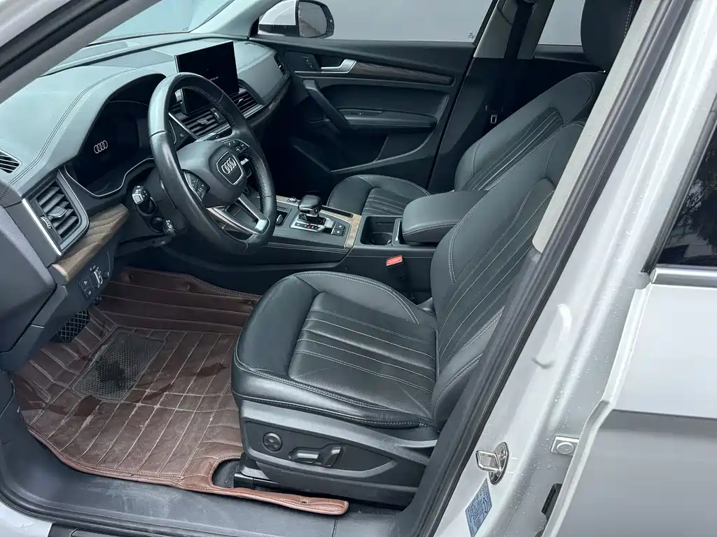 Audi Q5L 2022 40T luxury and dynamic model купить на сайте DeffCars