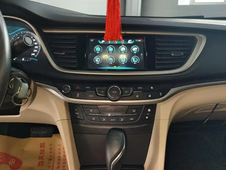 Yinglang 2019 15T dual-clutch interconnected elite model National VI купить на сайте DeffCars