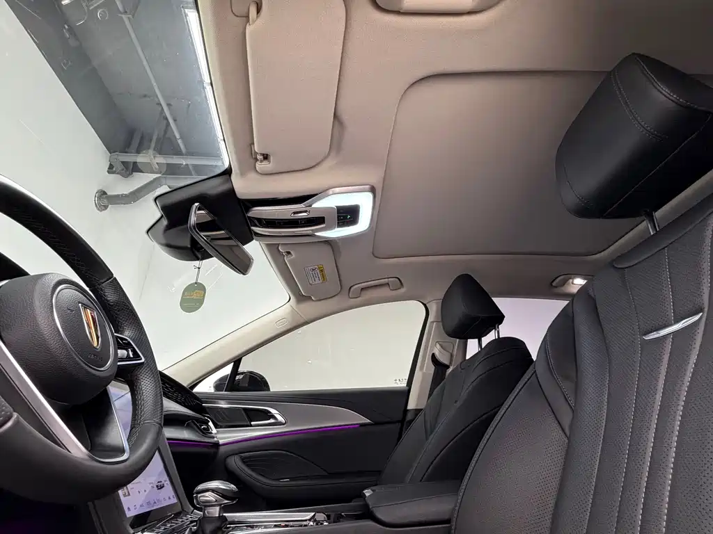 Hongqi H5 2024 2.0T Automatic Zhilianqichang Edition купить на сайте DeffCars