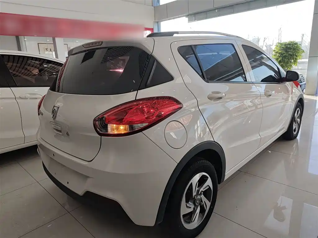 Baojun 310 2016 1.2L manual comfort model купить на сайте DeffCars