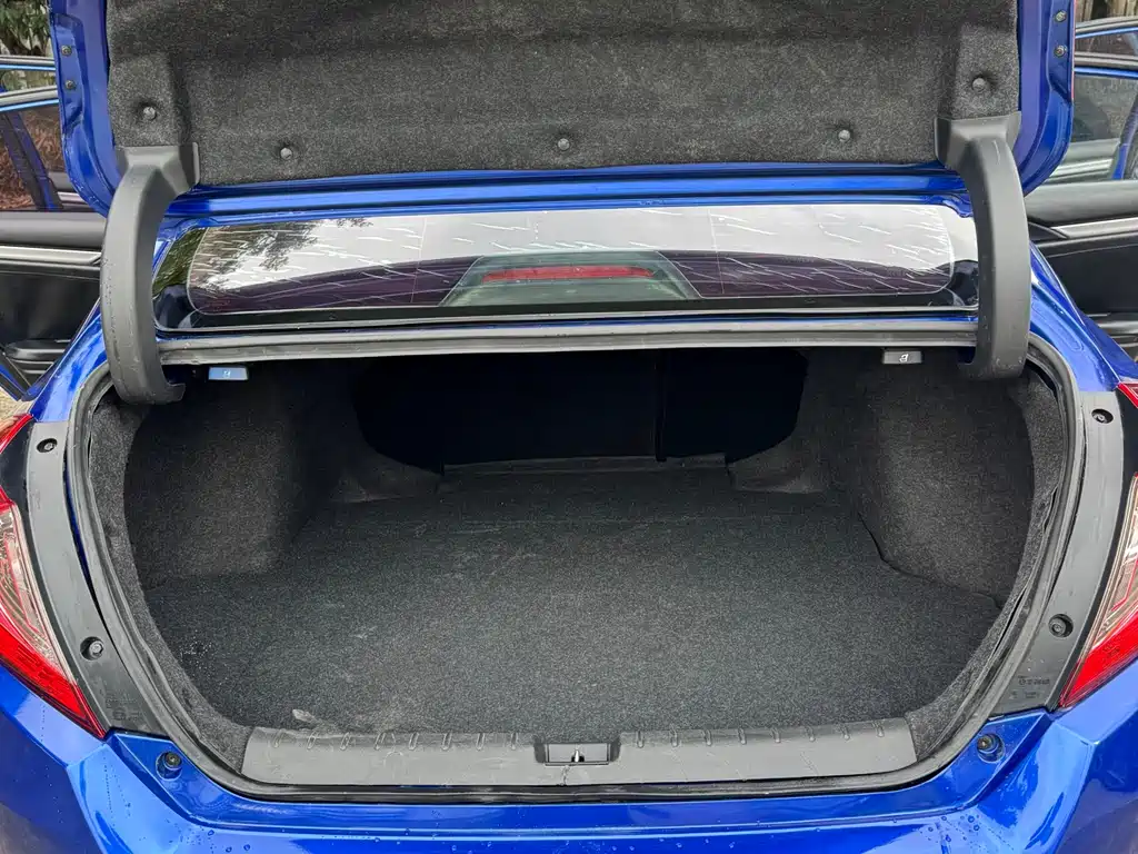 Civic 2019 220TURBO CVT combustion version National V купить на сайте DeffCars