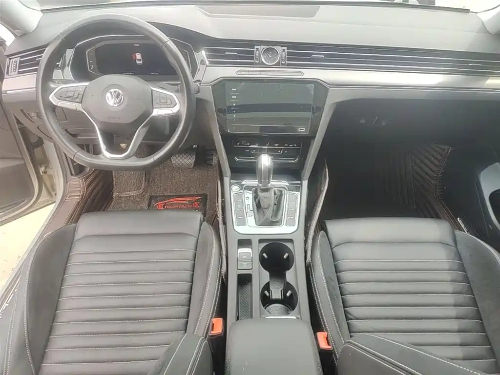 Magotan 2020 330TSI DSG leading model купить на сайте DeffCars