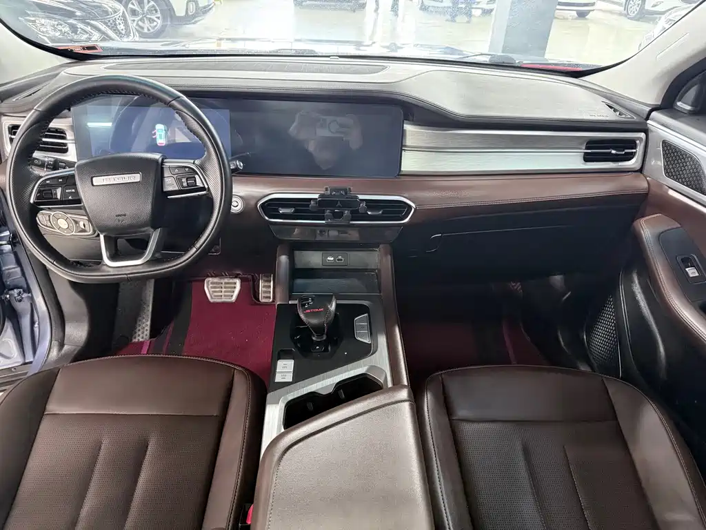 Jietu X90 PLUS 2023 model 1.6TD DCT villa 6 seats купить на сайте DeffCars