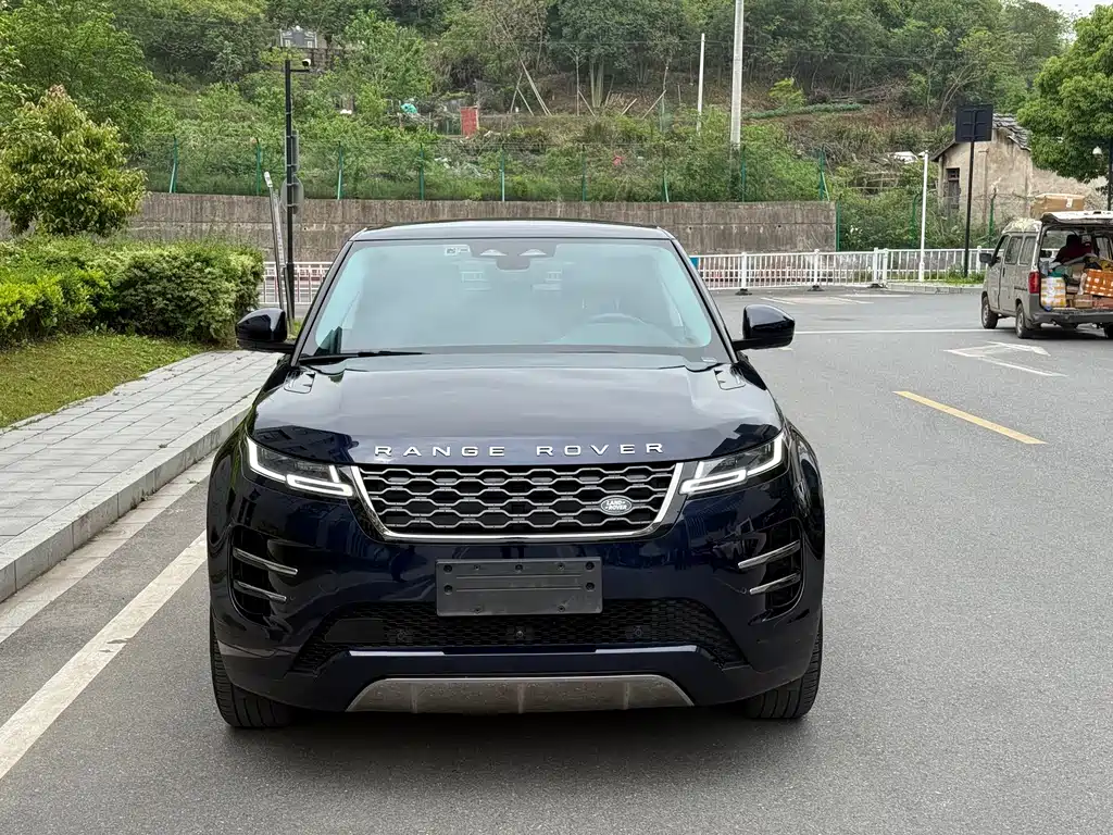 Range Rover Evoque 2021 Evoque L 249PS R-Dynamic SE Deluxe Edition купить на сайте DeffCars