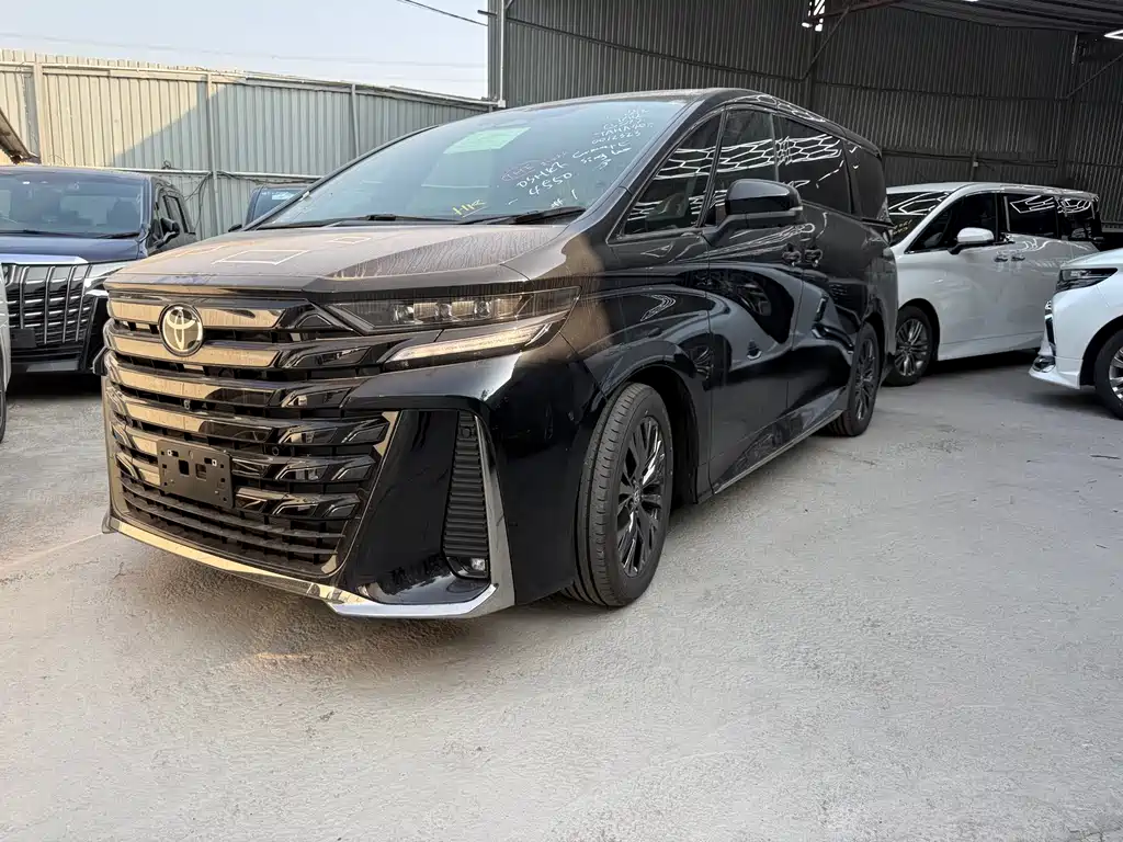 Wilfa 2025 Crown Dual Engine 2.5L Ink Gold Edition купить на сайте DeffCars